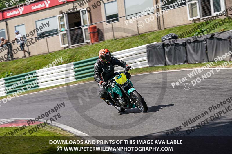 cadwell no limits trackday;cadwell park;cadwell park photographs;cadwell trackday photographs;enduro digital images;event digital images;eventdigitalimages;no limits trackdays;peter wileman photography;racing digital images;trackday digital images;trackday photos
